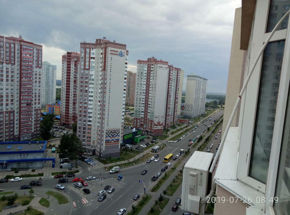 Люкс Апартаменты На Позняках Kyiv Exterior photo